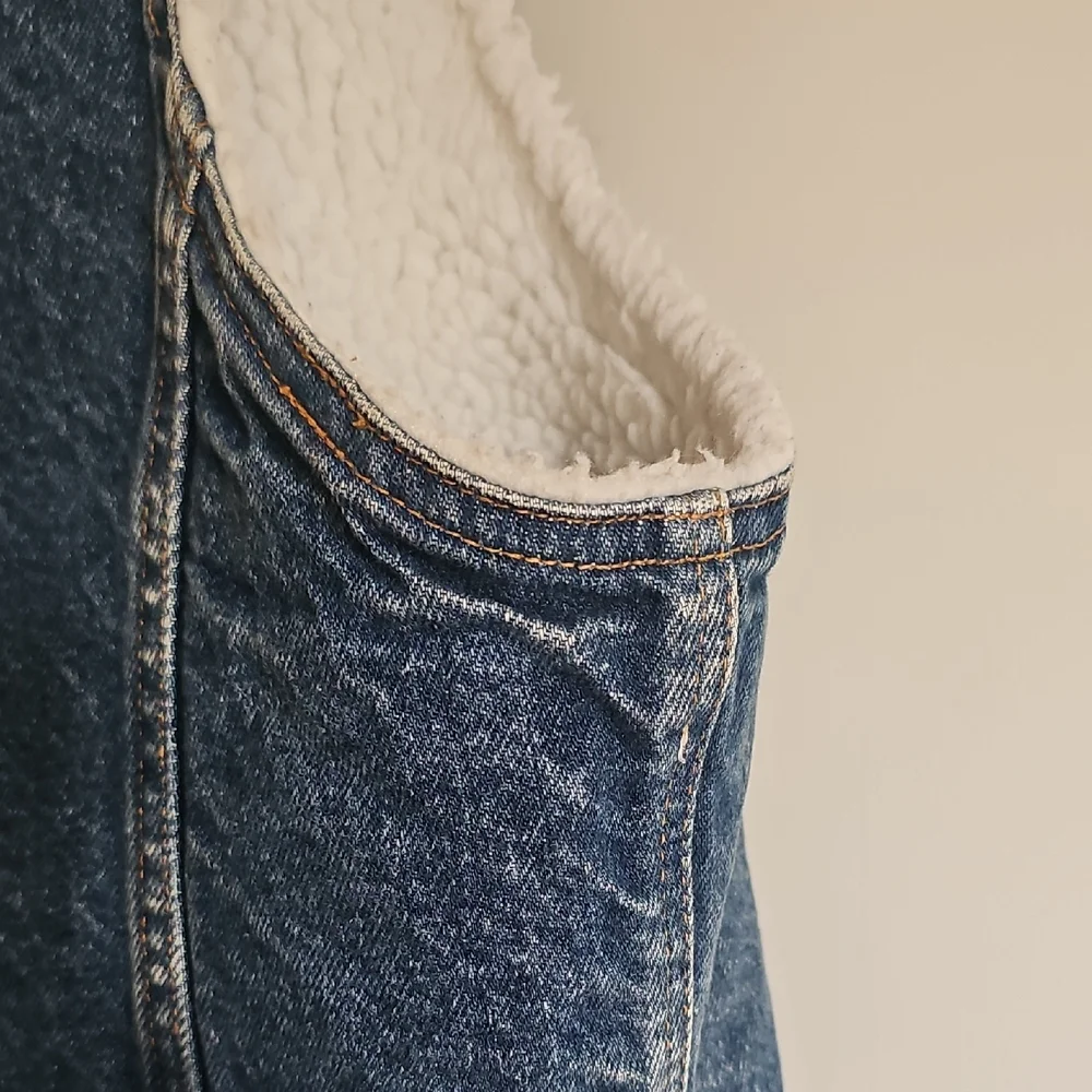 Vintage 70s 80s Levi's Dark Blue Denim Sherpa-Lined Vest - Size XL - Picture 8 of 13